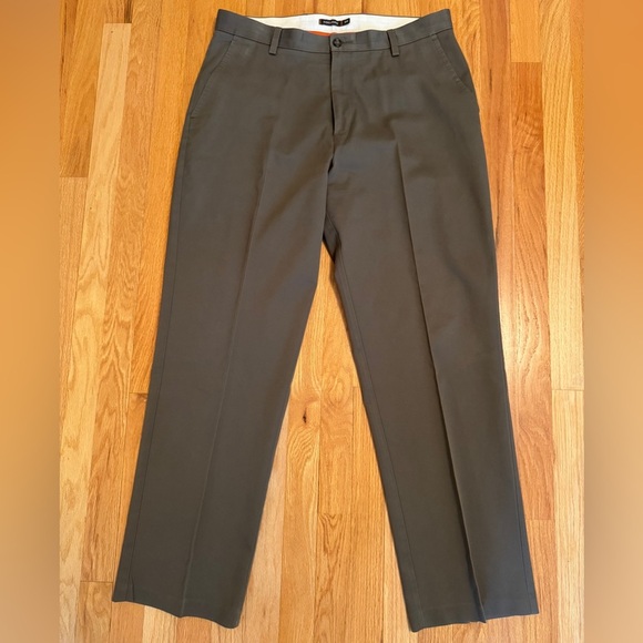Dockers Men’s Slim Fit Khaki Dress Pants - Picture 1 of 3